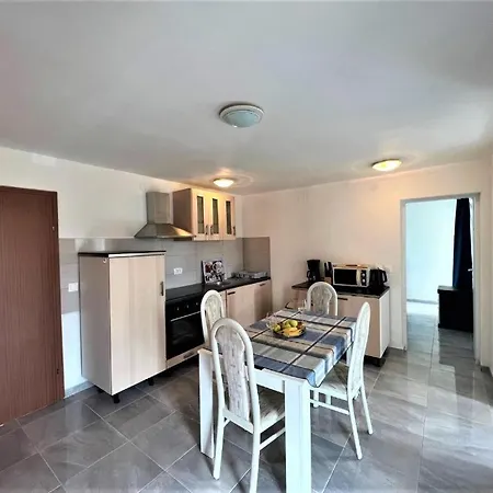 Apartment Melek