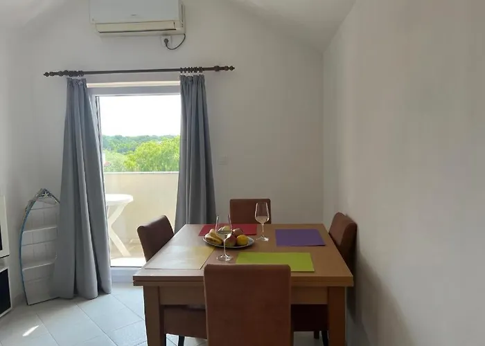 Apartament Melek *